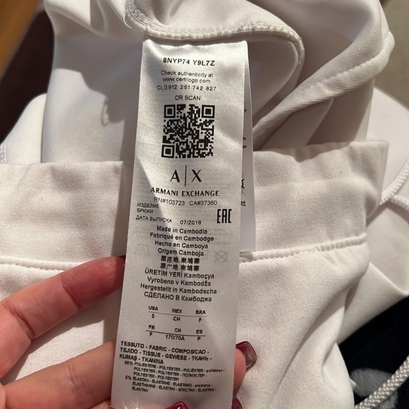 Armani Exchange sweatpants white - Picture 8 of 8